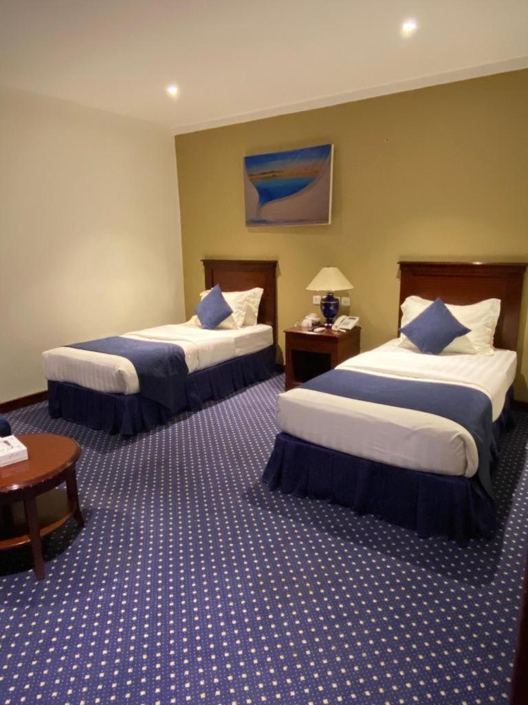 Onizah Hotel ウナイザ エクステリア 写真