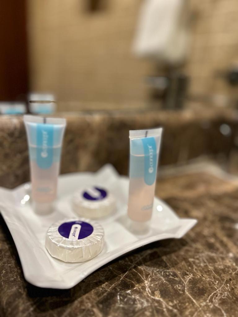 Onizah Hotel ウナイザ エクステリア 写真