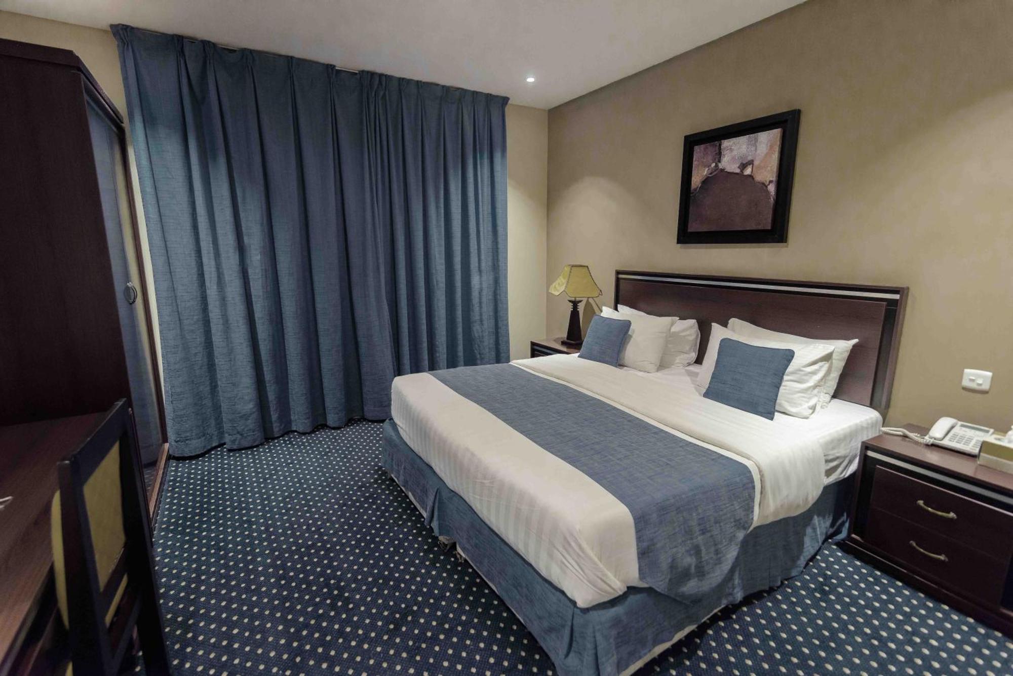 Onizah Hotel ウナイザ エクステリア 写真